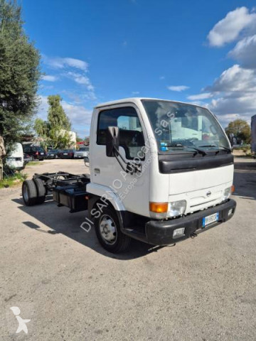 Kamion Nissan Cabstar 35.10