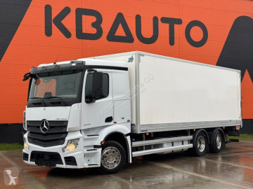 Kamion chladnička mono teplota Mercedes