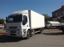 Camion Iveco Stralis 270 furgone plywood / polyfond usato