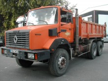 Teherautó Renault Gamme C 300 használt hátra és egy oldalra billenő kocsi