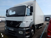 Camión furgón Mercedes Axor 1829 NL