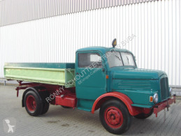 camion benă trilaterala