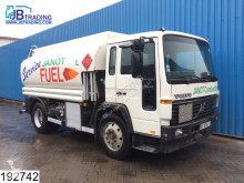 Ciężarówka Volvo FL6 15 cysterna używana
