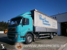 Camión Volvo FM 300 tautliner (lonas correderas) usado