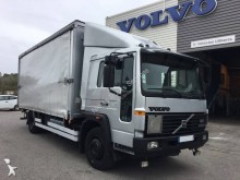 Kamión Volvo FL6 615 plachtový náves ojazdený