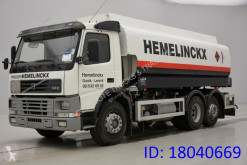 Camion citerne produits chimiques occasion Volvo FM12