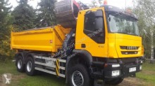Kamión Iveco Trakker korba stavebná korba ojazdený