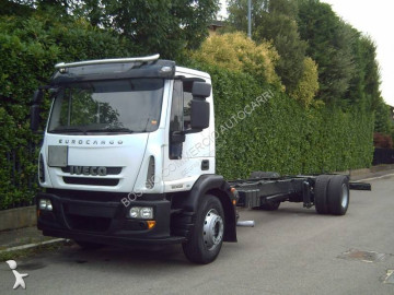 IvecoEurocargo180 E 28