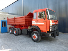 Ciężarówka wywrotka Iveco Magirus