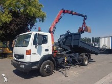 Camión Nissan Atleon 150.25 Gancho portacontenedor usado
