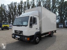 Camion fourgon polyfond occasion MAN L2000