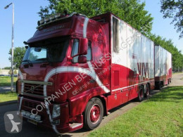 Vrachtwagen veewagen voor runderen Volvo FH 500
