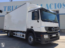 Camión furgón Mercedes Actros 1832 L