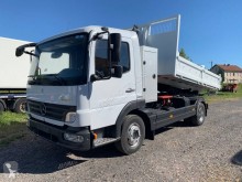 Camion polybenne Mercedes Atego 1018