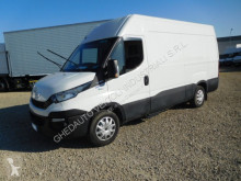 Iveco box truck Daily 35S14