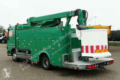 Camião plataforma Mercedes 1024 Atego, VERSALIFT, Arbeitshöhe 15,7 m.