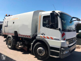 MercedesAtego1324