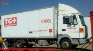 Camion furgon Nissan ATLEON