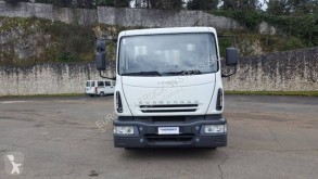 Camião Iveco Eurocargo 120 E 28 tector estrado / caixa aberta caixa aberta usado