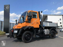 Vrachtwagen Unimog U300 Mercedes-Benz U300 4x4 tweedehands platte bak boorden