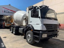 Teherautó Mercedes Axor 2633 használt betonkeverő beton