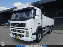 Camion plateau Volvo FM9 300