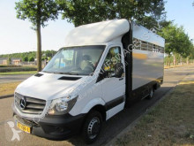 Utilitaire bétaillère Mercedes Sprinter
