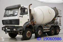 Camion Mercedes 3234 béton toupie / Malaxeur occasion