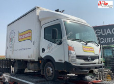 Vrachtwagen Nissan CABSTAR tweedehands bakwagen
