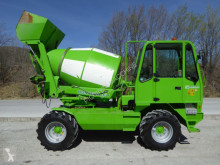 Béton malaxeur / toupie Merlo DBM 2500 EV