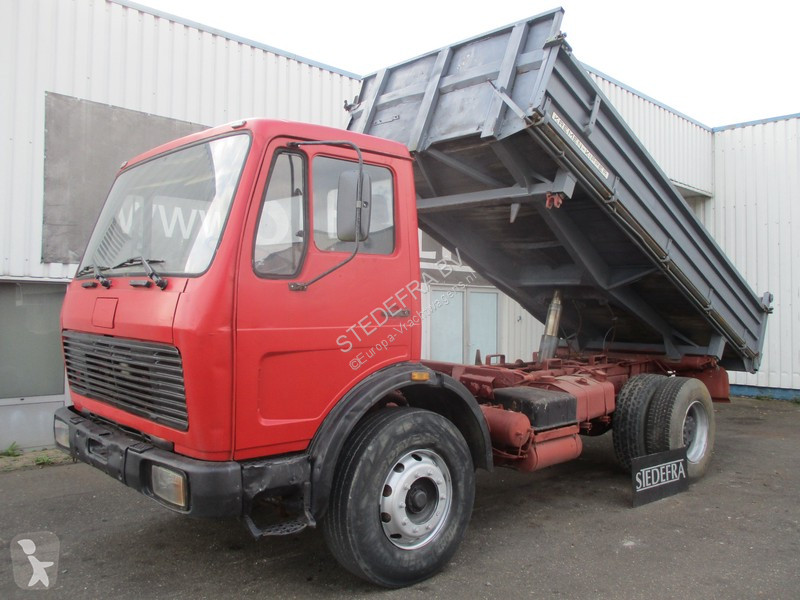 Voir les photos Camion Mercedes 1632 , V10 , Tipper