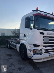 Camión Scania R 400 Gancho portacontenedor usado