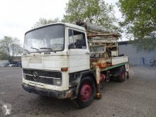 Teherautó Mercedes 1113 használt betonpumpa