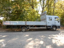 Camion plateau ridelles MAN 8.224/DOKA-PRITSCHE