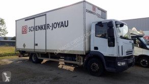 Camión Iveco Eurocargo ML 140 E 18 P furgón usado