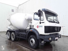 Kamyon beton transmikser / malaksör Mercedes SK 2527