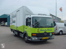 Camión furgón Mercedes Atego