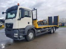 Camión MAN TGS 26.400 portamáquinas usado