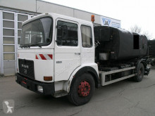 Camion cisternă second-hand MAN 19 281 BREINING Spritzrampe Asphalt Bitumen Tank