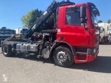 Camion grumier DAF CF75