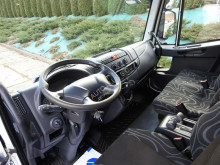 camion Iveco EUROCARGO 100E18 KONTENER