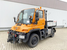 Camion Unimog U 300 4x4 U 300 405/10 4x4, Kommunalhydraulik, Anbauplatte, NUR 9500KM!
