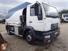 Camion citerne MAN