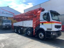 Camion betoniera autopompă de beton Renault Premium Lander 460.32