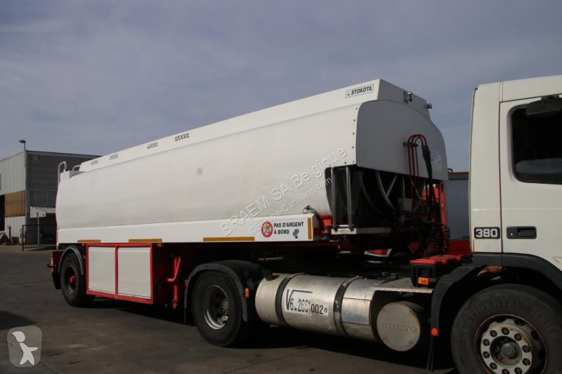 Voir les photos Camion Stokota TANK 23.000 L FUEL/GASOIL (4 comp.)