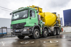 Camion pompe à béton Mercedes Actros 3241