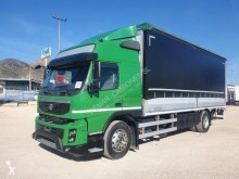 Camion Volvo FMX 450 Teloni scorrevoli (centinato) usato
