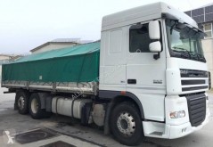 Camión DAF XF105 460 volquete volquete bilateral usado