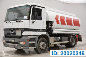 Camion Mercedes Actros 1840 cisternă produse chimice second-hand