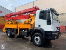 Ciężarówka pompa do betonu używana Iveco Eurotrakker